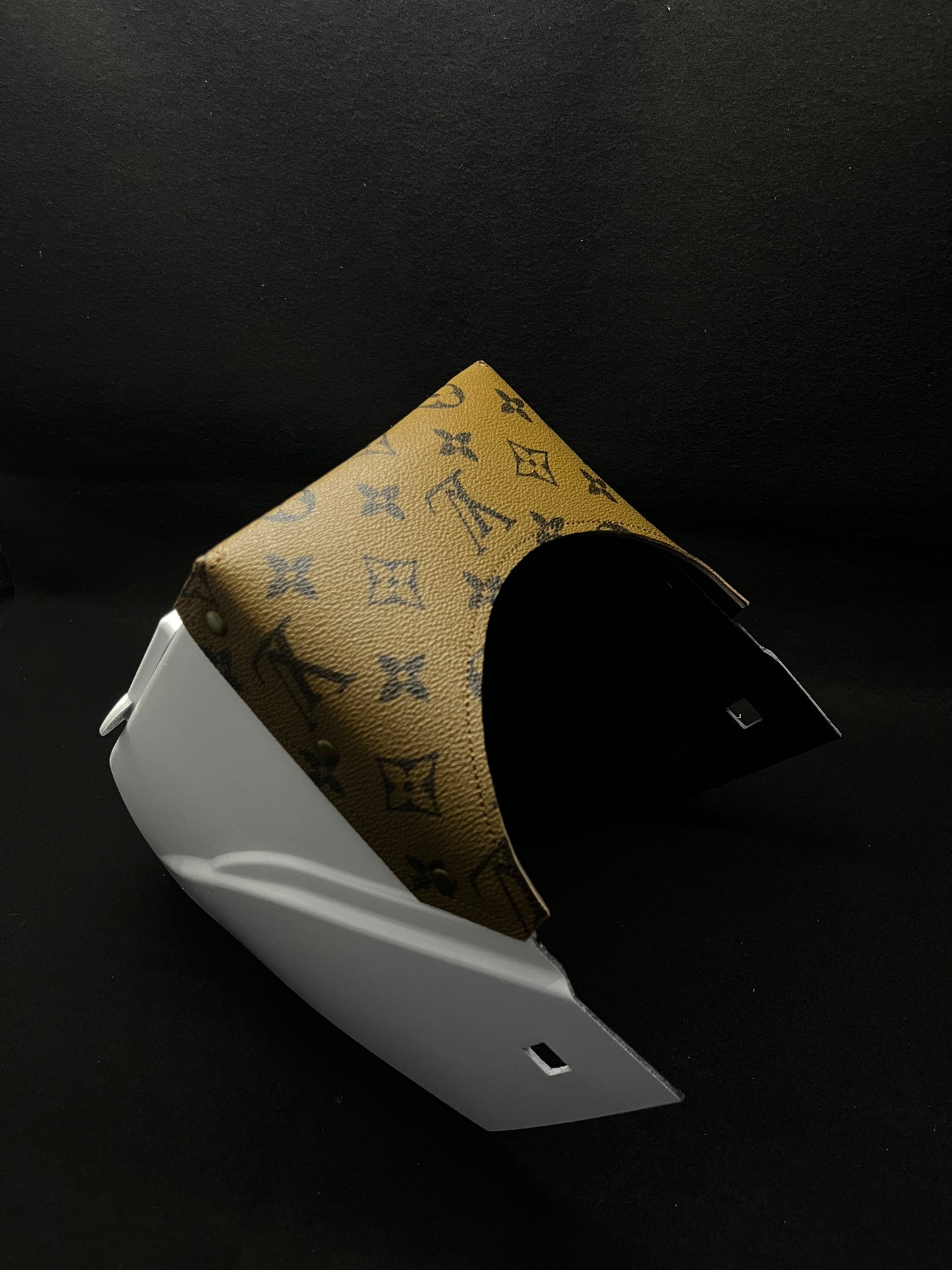 White hood with an inverted LV top bib