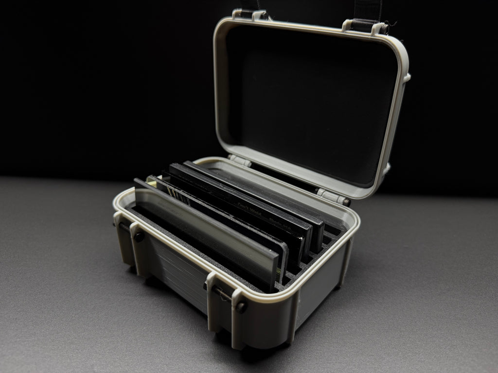 GREY LENS BOX