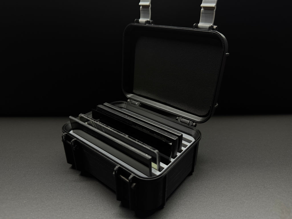 BLACK LENS BOX