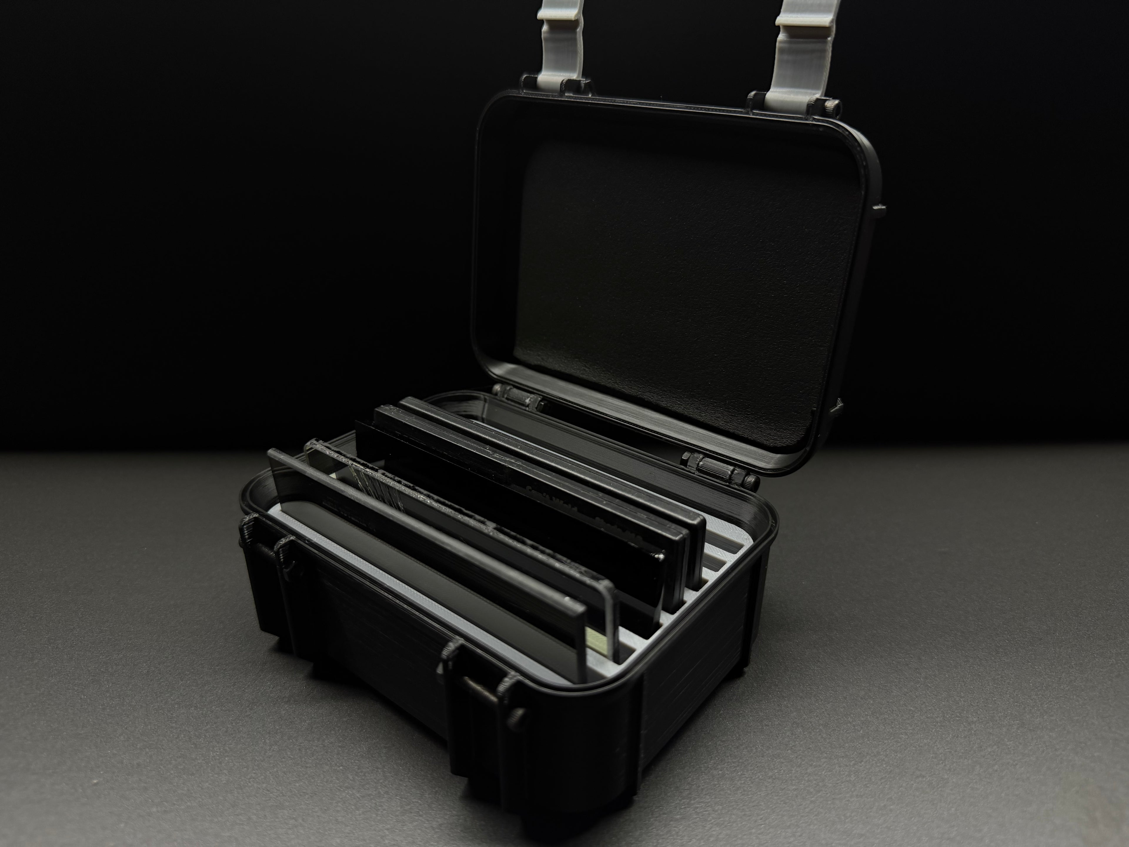 BLACK LENS BOX