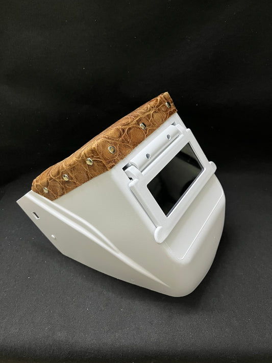White hood with a turtle embossed leather