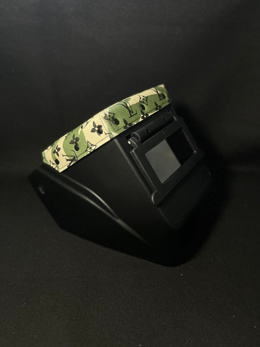 Black hood with camo LV