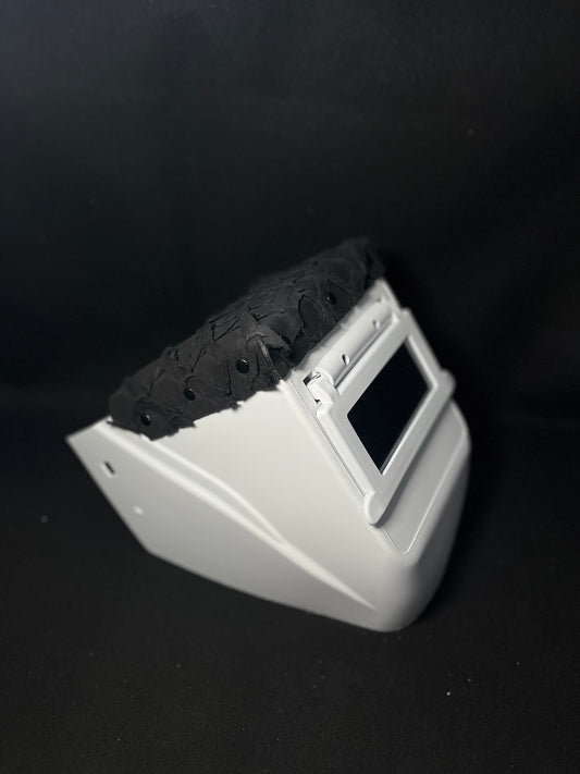 White hood with a matte black pirarucu top bib