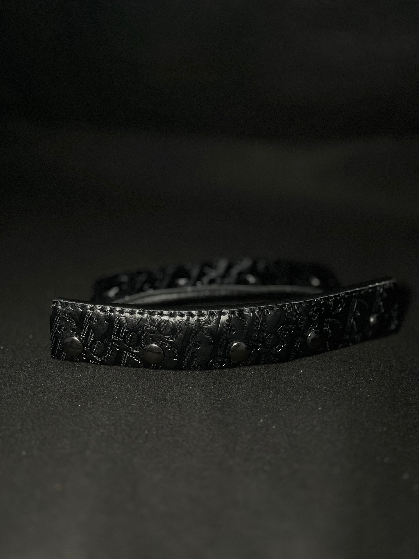 All black CD headbands