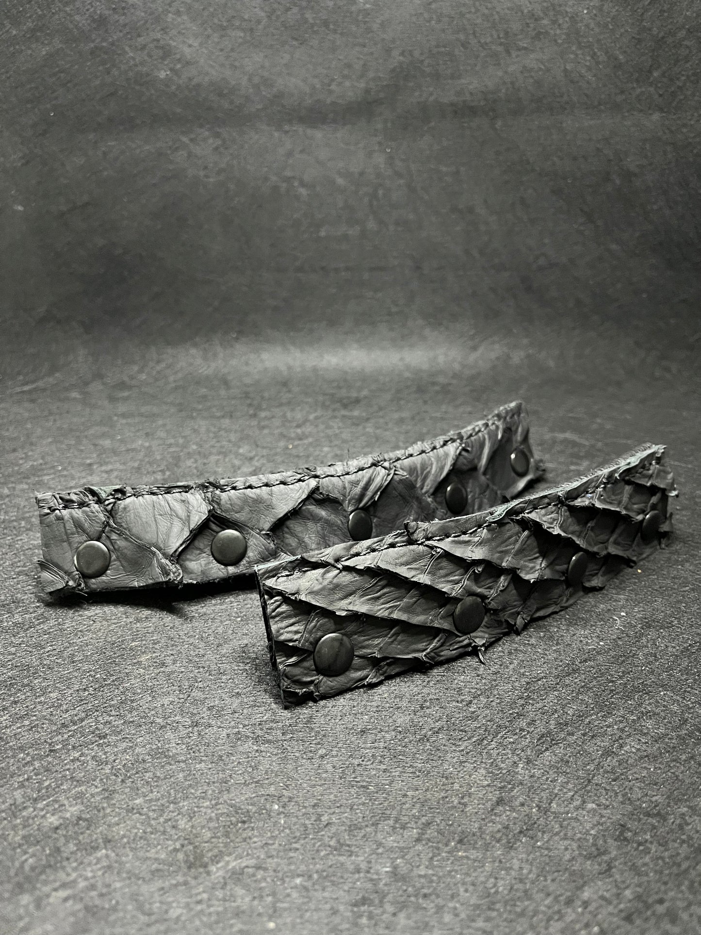Black pirarucu headbands
