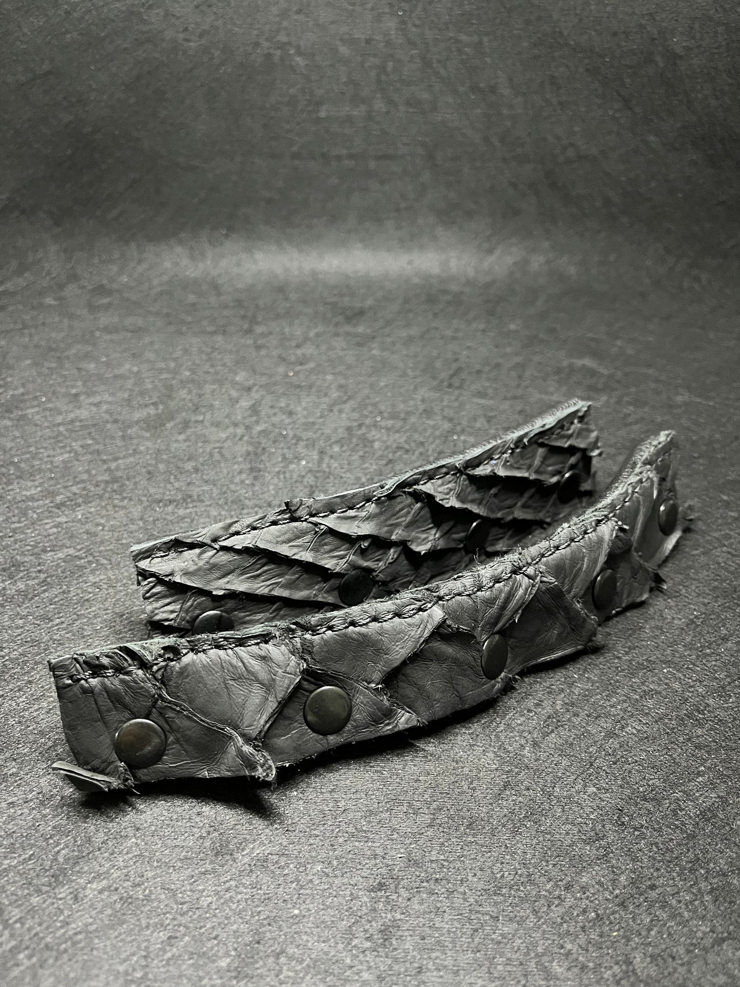 Black pirarucu headbands