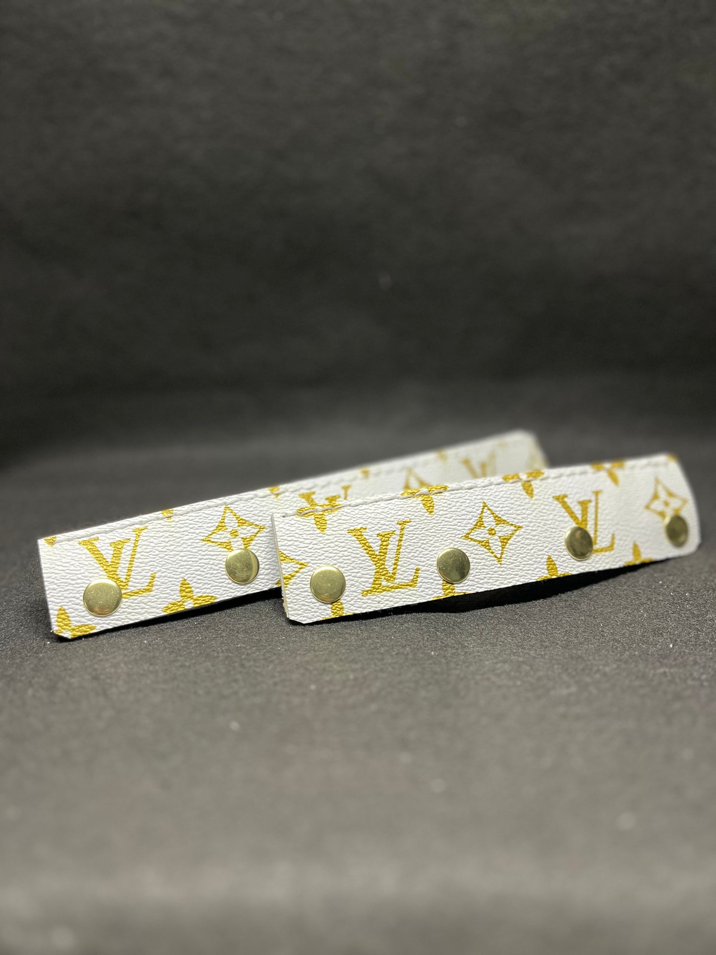 Gold and white set of lv headbands