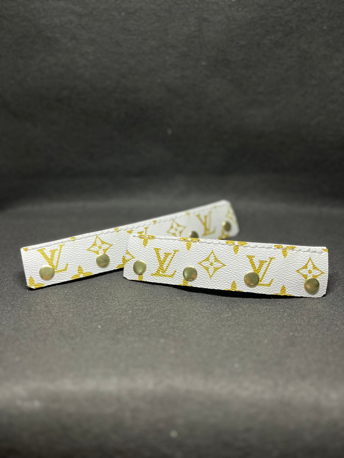 Gold and white set of lv headbands